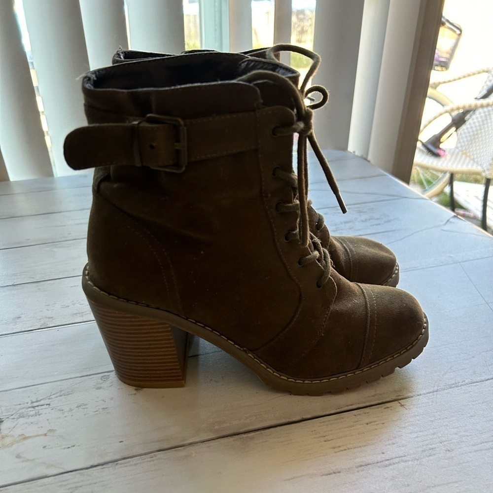 Olive green chunky heel boots size 8.5